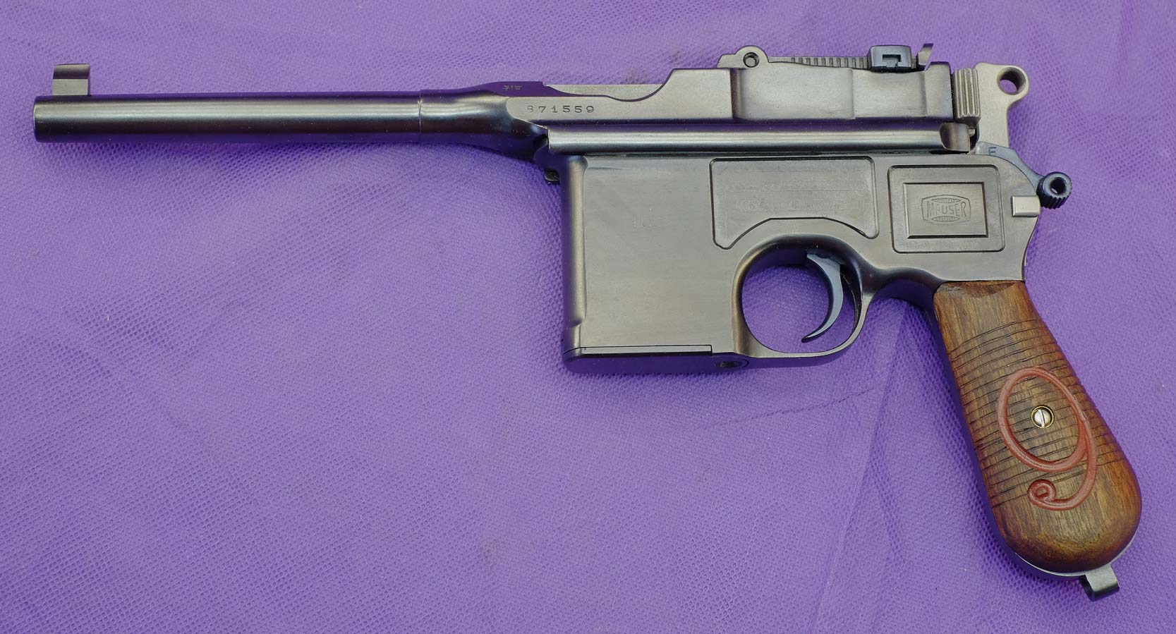 Mauser Broomhandle C96 1930 9mm Luger LugerMan Mauser Broomhandle C96 1930 9mm Luger LugerMan